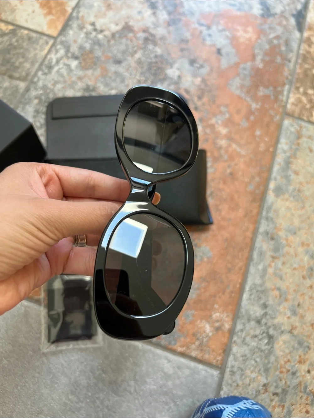 Elisa Johnson Classic sunnies